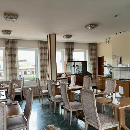 Hotel Am Rathaus 3*