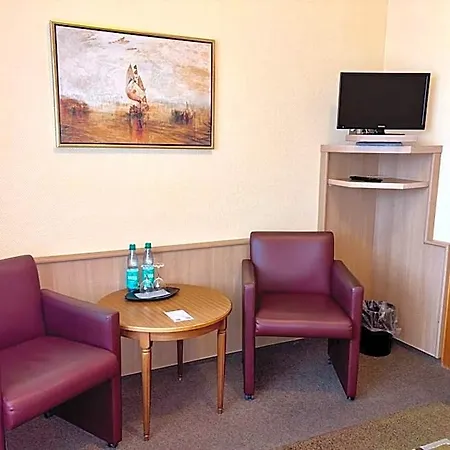Ξενοδοχείο Am Rathaus 3*